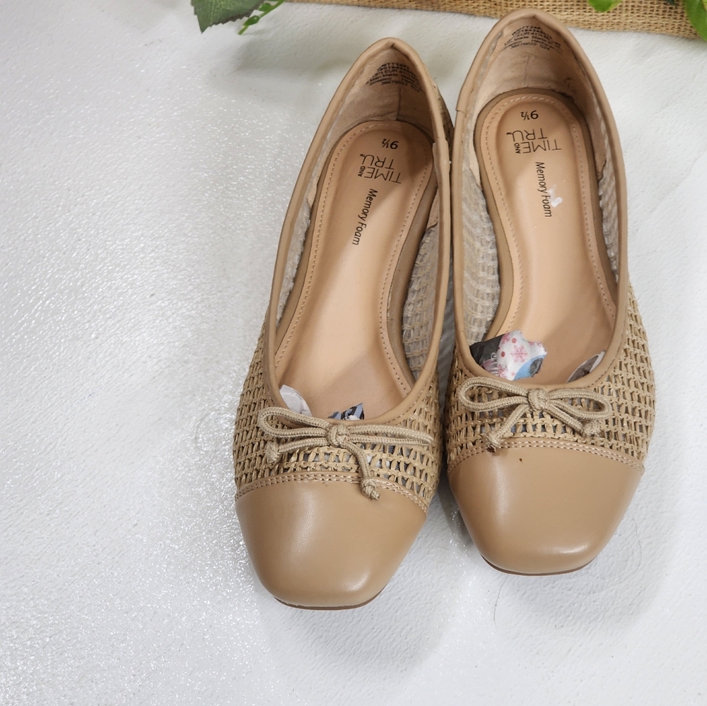 Time and Tru Tan Flats with Bow Detail and Flexible Sole